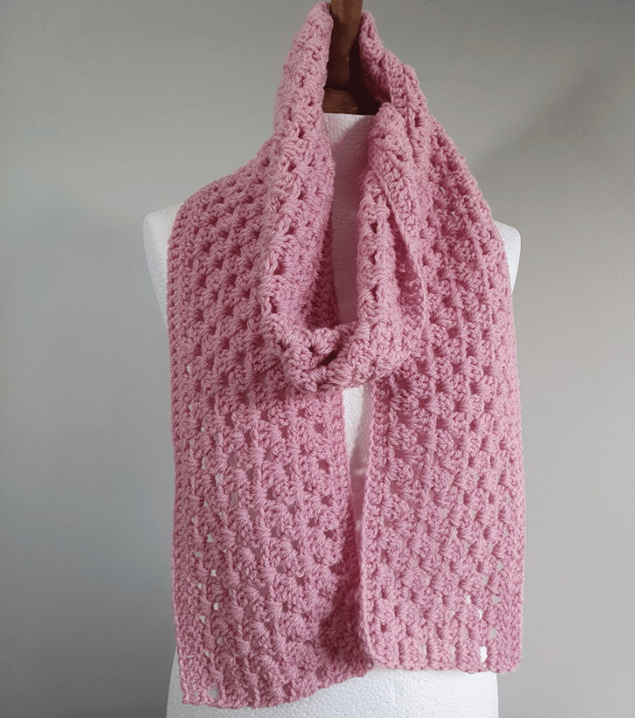 Cosy Pink Granny Stitch Scarf