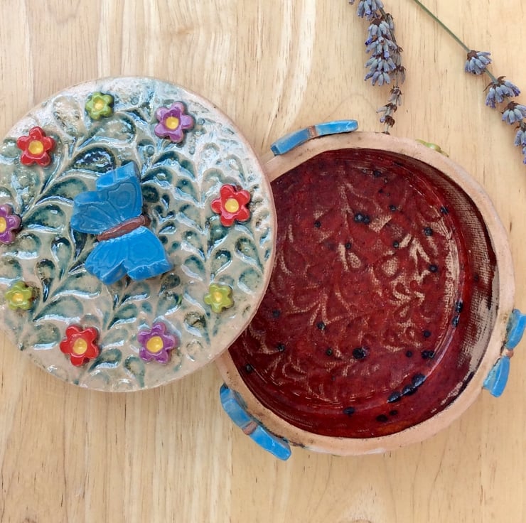 Ceramic jewellery box with flowers and butterfl... Folksy