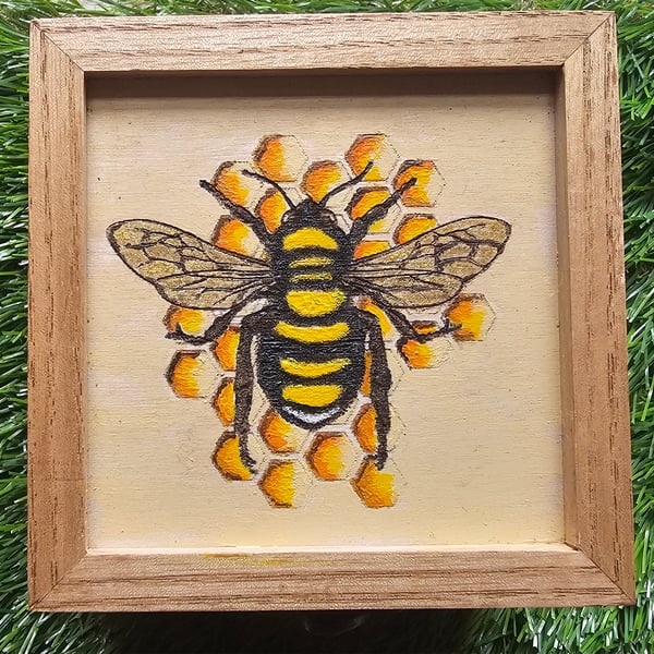 Handpainted bee on honeycomb trinket, jewellery, keepsafe box