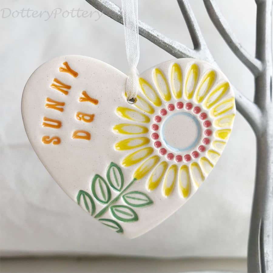 Ceramic heart decoration flower design Sunny Day