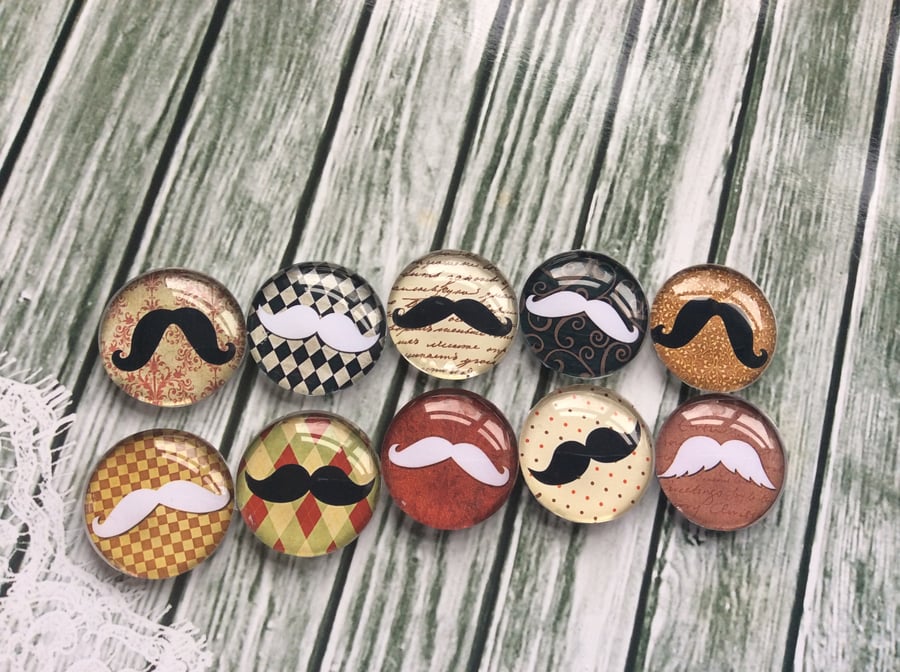 Round 20mm Glass Cabochons Victorian Moustache jewellery,charms, pendant x 10