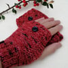 Fingerless Gloves in Russet Tweed