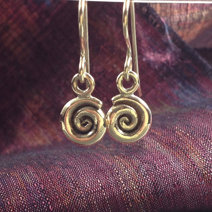 9ct gold spiral earrings, ammonite dangles