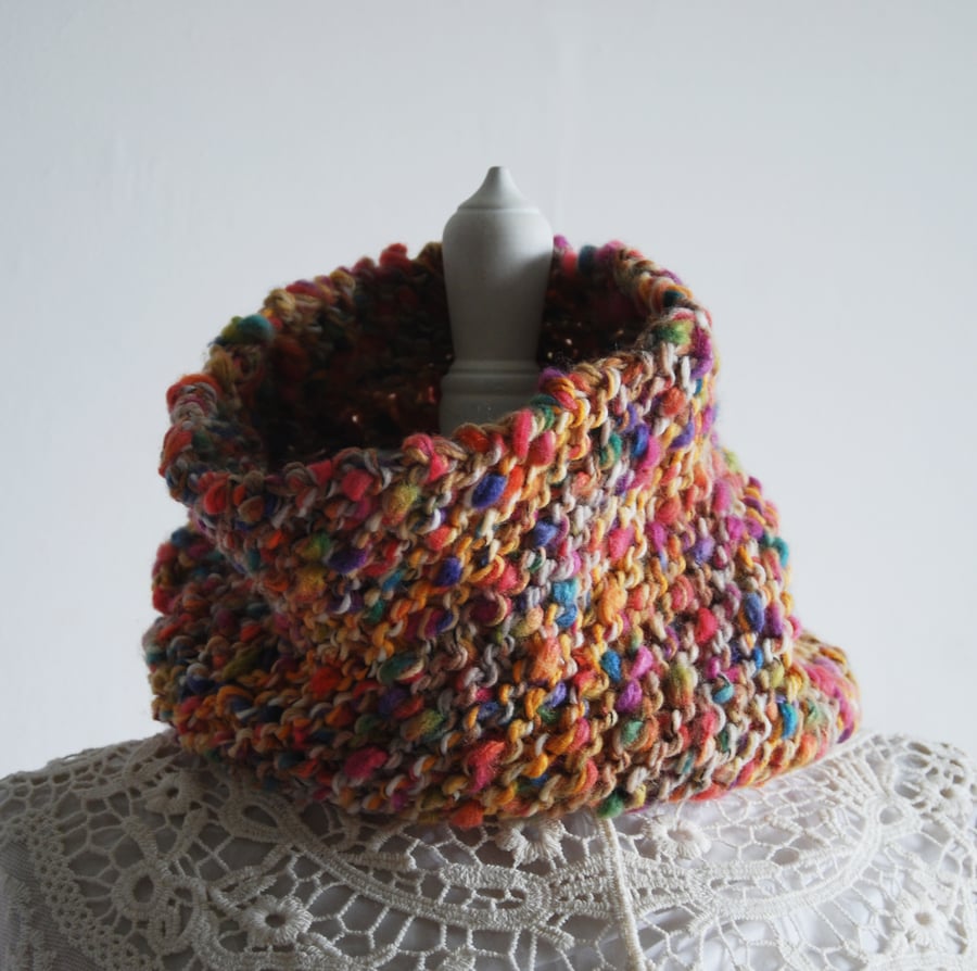 Tutti Frutti Cowl