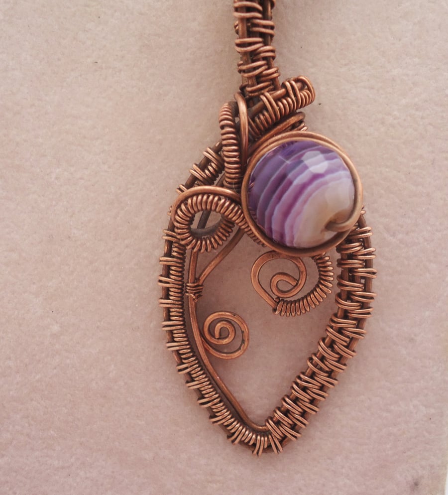 Wire Wrapped Pendant, Agate Wire Wrapped Pendant and Viking Knit Chain