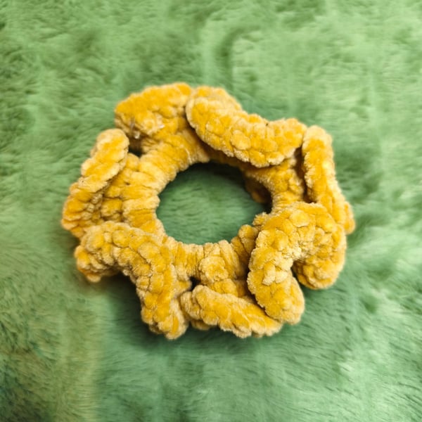 Maize Small Scrunchies Hair Tie