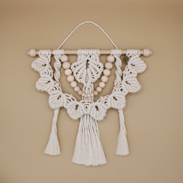 small macrame wall hanging, boho wall decoration