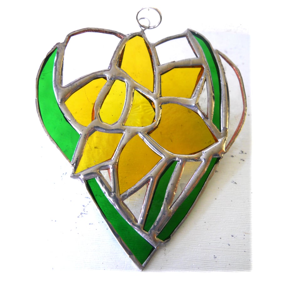  Daffodil Heart Suncatcher Stained Glass 027