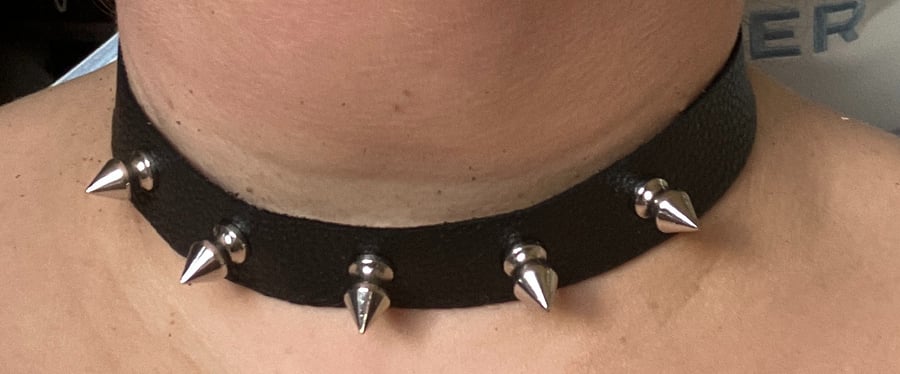 Black leather choker w 5 half inch Spikes - Punk Goth Fashion - 1 FREE SHIPPING