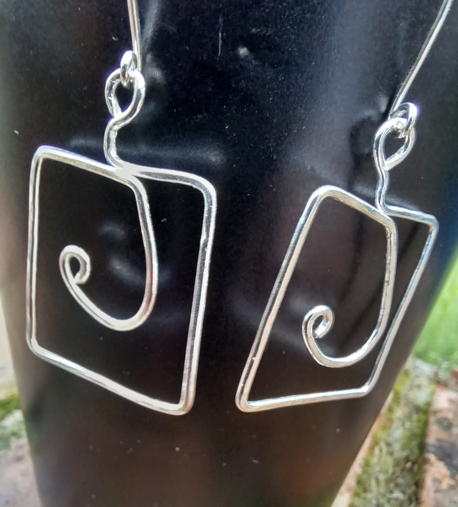 Square silver wire earrings