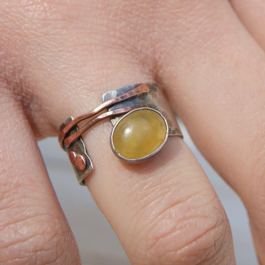 Sterling Silver Aragonite Ring, Size R or 8.5, Yellow Stone Wide Silver Ring