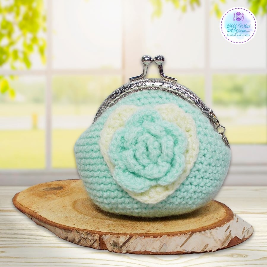 Mint green and cream crochet coin purse