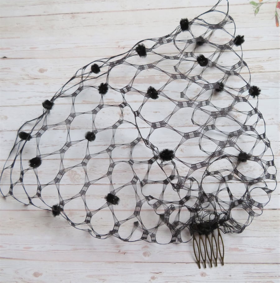 Black Vintage Rare Spotted Spot Short Blusher Waffle Weave Veil 