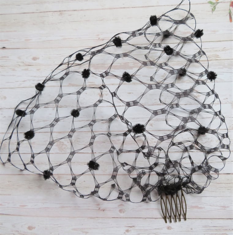 Black Vintage Rare Spotted Spot Short Blusher Waffle Weave Veil 
