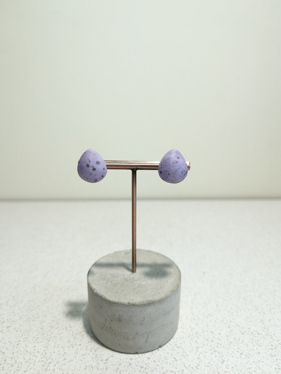  mini egg studs - purple Clip on