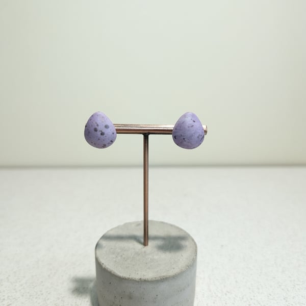  mini egg studs - purple Clip on