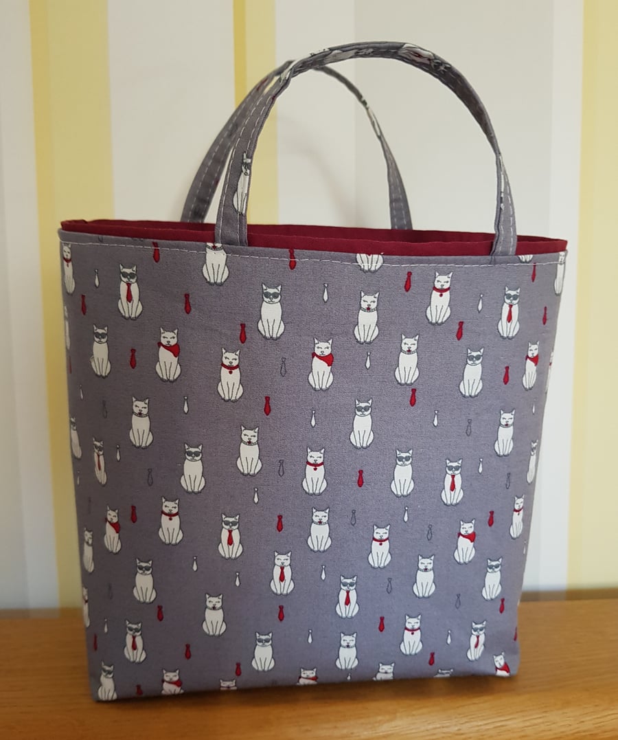 Reusable fabric gift bag: cool cats