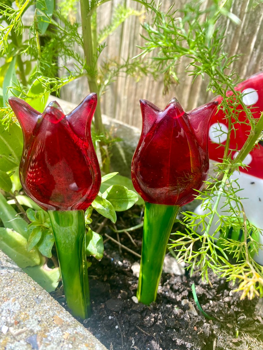 Fused glass flower tulip garden stake decoration 