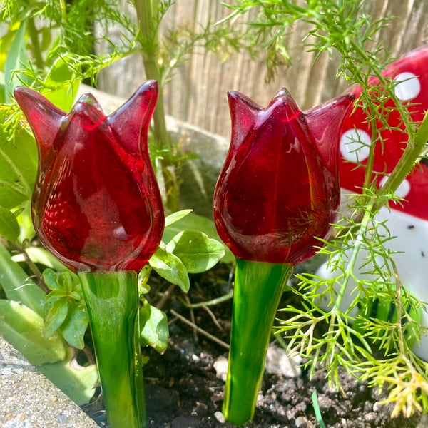 Fused glass flower tulip garden stake decoration 