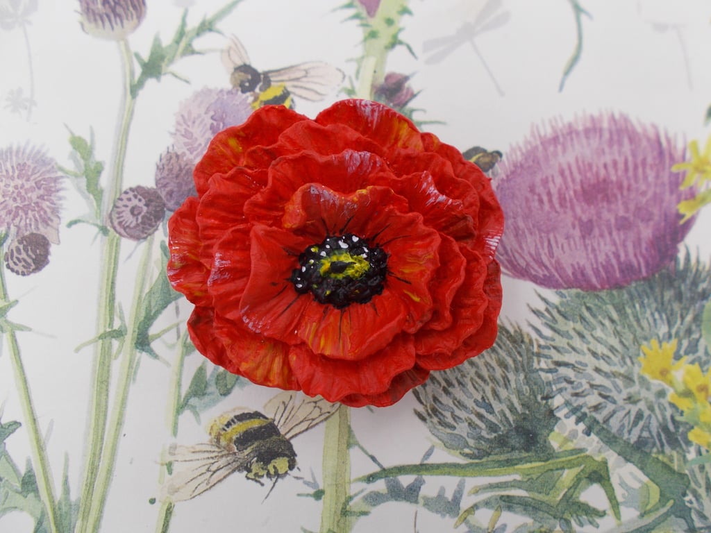 Large RED POPPY BROOCH Commemorative Remembrance Lapel Flower Pin HAND PAINTED