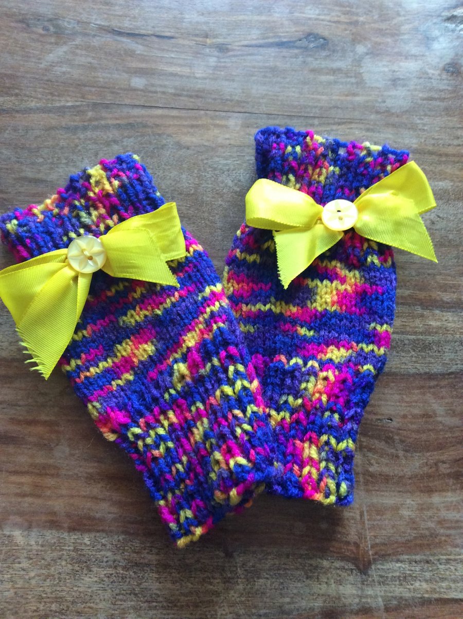 Yellow bow baby leg warmers (age 6-12 months) 