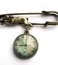 Vintage Clock Hare Pin Brooch - Image 1
