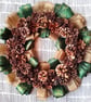 Cone and Ribbon Christmas Wreath in Green and Gold - Image 5