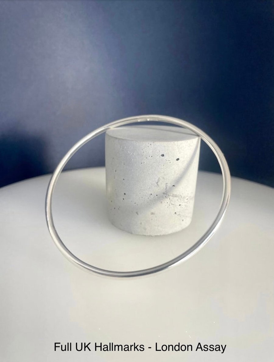 Hallmarked Solid 2.5mm Sterling Silver Plain-Smooth Round Bangle Sizes S-M-L-XL