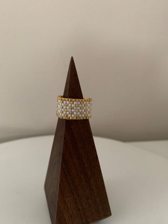 Stylish gold and white pearl colour beaded ring