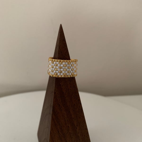 Stylish gold and white pearl colour beaded ring