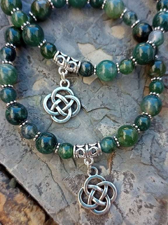 Artisan Moss Agate bracelet with Celtic eternal knot charm. Natural stone beads 