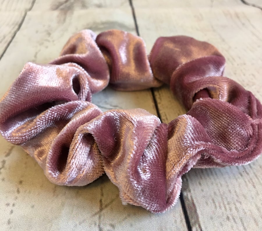 Velvet Hair Scrunchie 