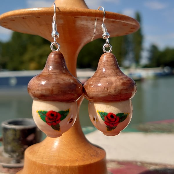 Acorn Earrings with Traditional Canal Art Roses 