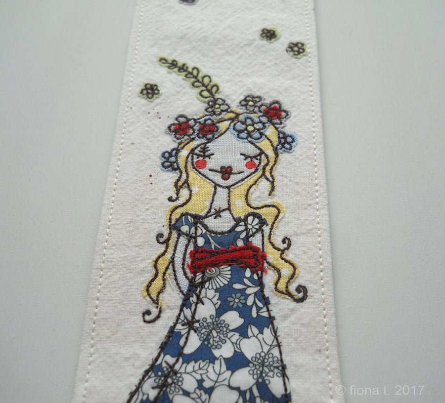 free machine embroidery zombie fabric bookmark
