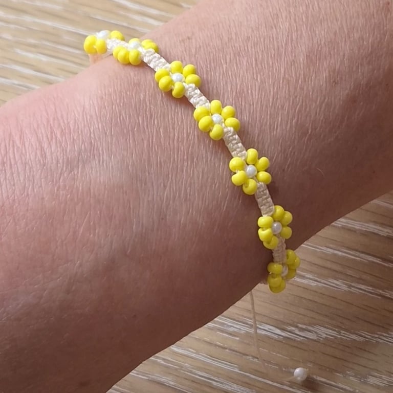 Dainty Floral Bracelet for Women,Boho Daisy Bracelet, Gift for Her (STK-0010)