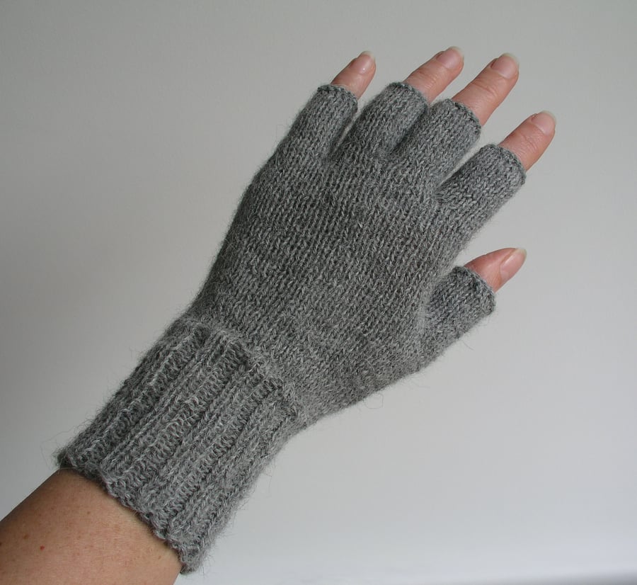 Alpaca fingerless gloves