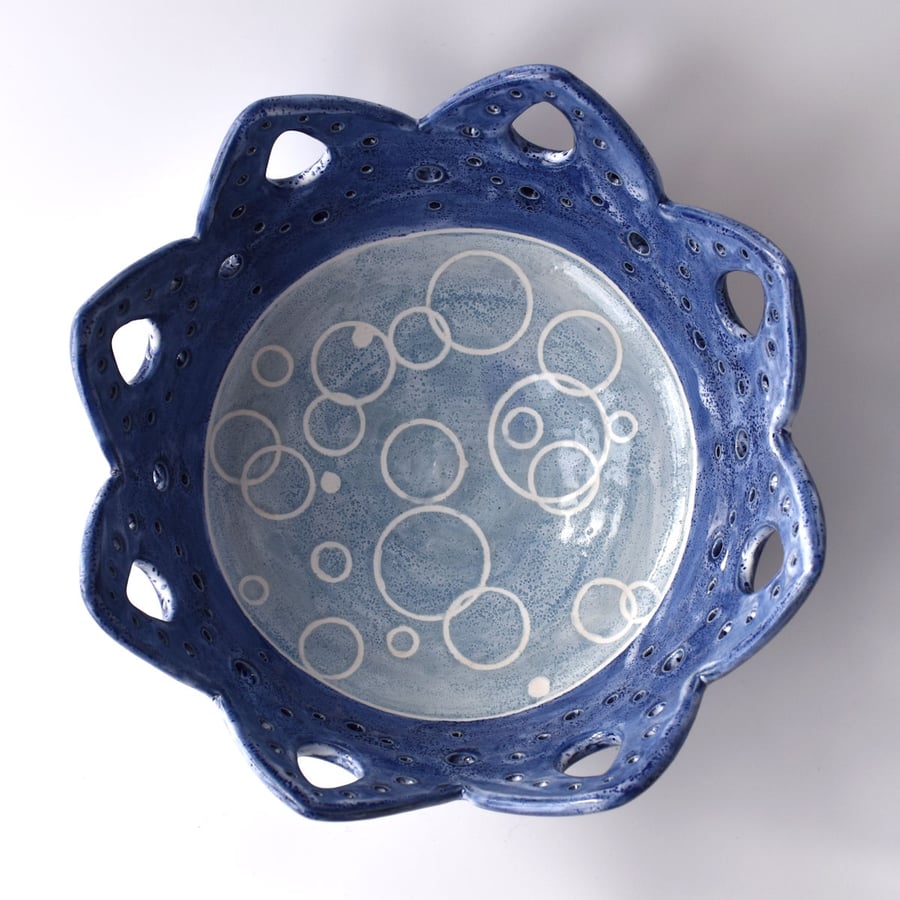 A01 Blue bubbles bowl  (Free UK postage)