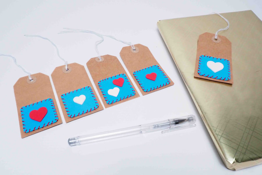 Free P&P. 5 heart gift tags