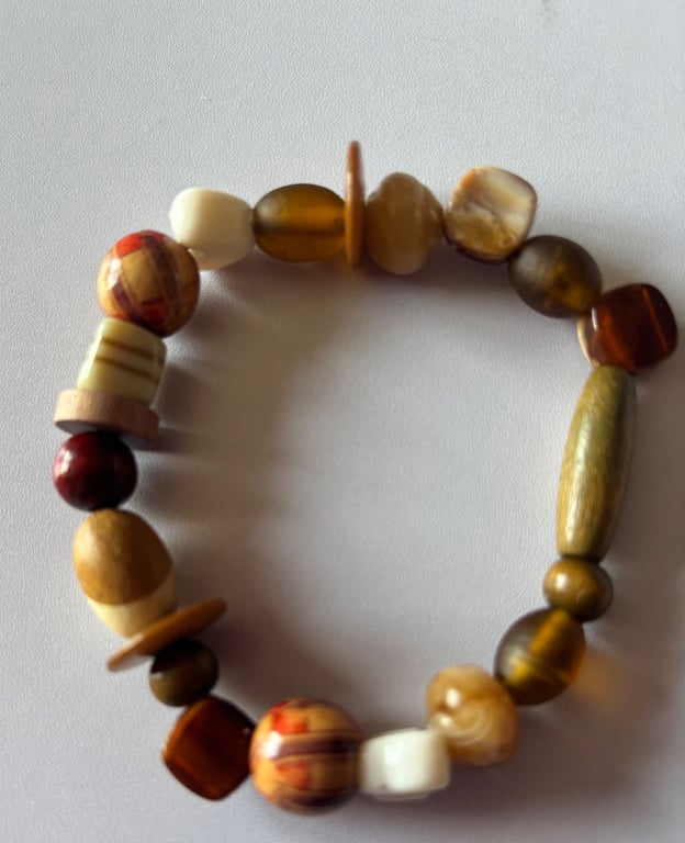 An interesting chunky bracelet 