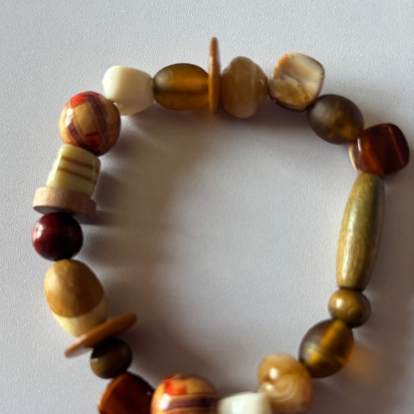 An interesting chunky bracelet 