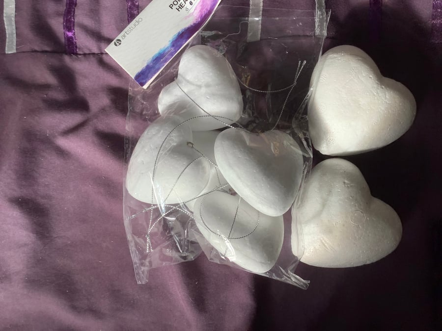 Polystyrene Hearts x 7