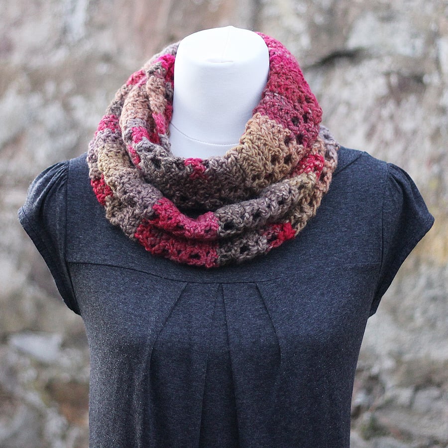 Scarf ininity womens chunky, cowl, snood, red multicolour, gift guide for her