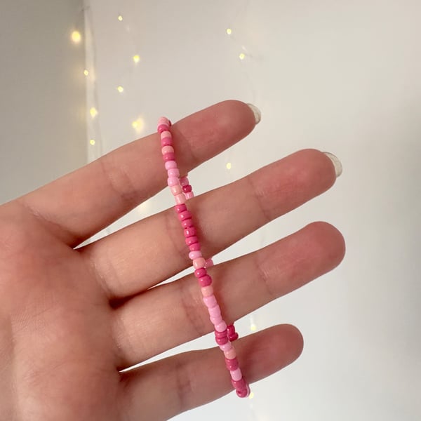 Pink Single Seed Beaded Bracelet