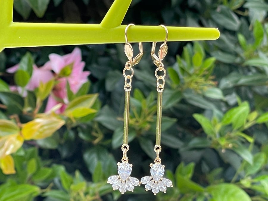 White gold shop ear wires