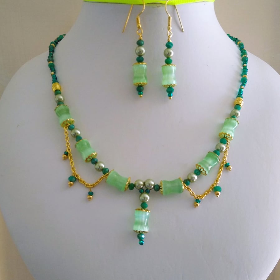 Light Green Selenite & Pearl Gemstone Adjustable Necklace & Earring Set