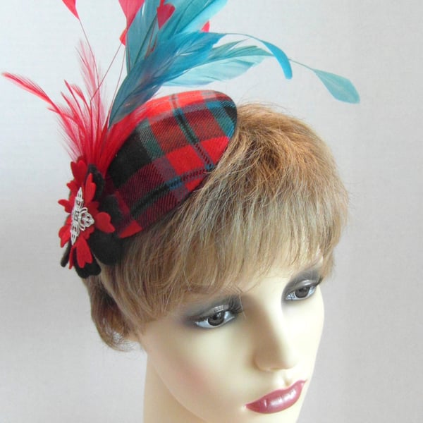 Sarah Tartan fascinator