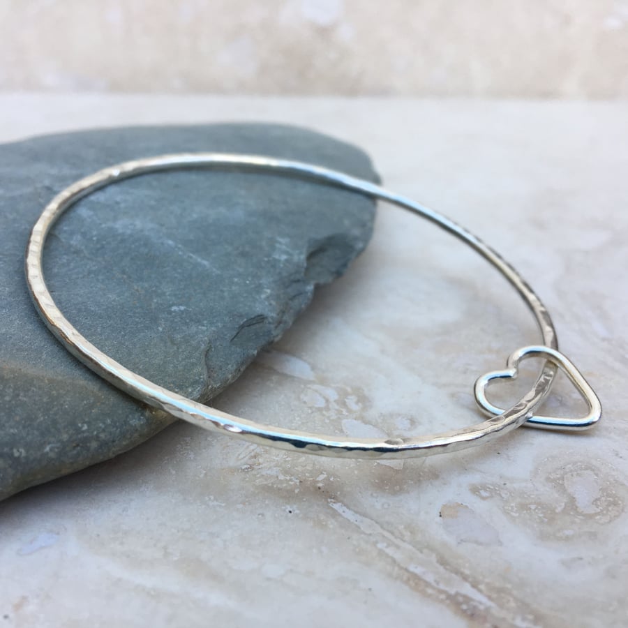 Silver Hammered Bangle with Heart Charm - BAN027