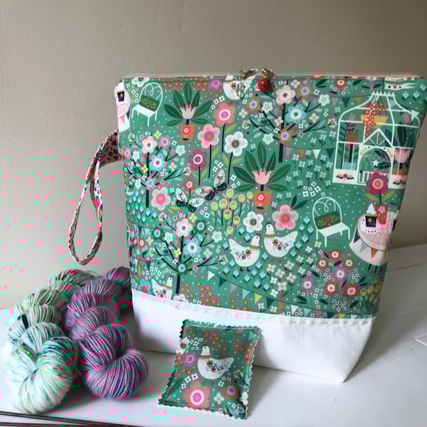 Garden party project bag (biscuit two way zip)
