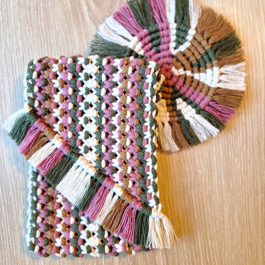 Macrame Kindle Sleeve with Tassels