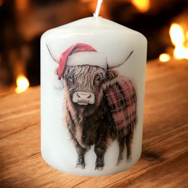 Christmas Tartan red Highland cow candle 8cm x 5.7cm home decor